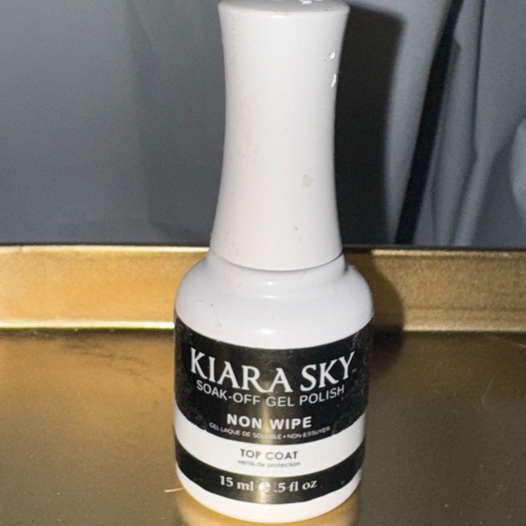 Kiara Sky Gel Polish Essentials NON WIPE
Top Coat 0.5oz clear - Picture 6 of 6